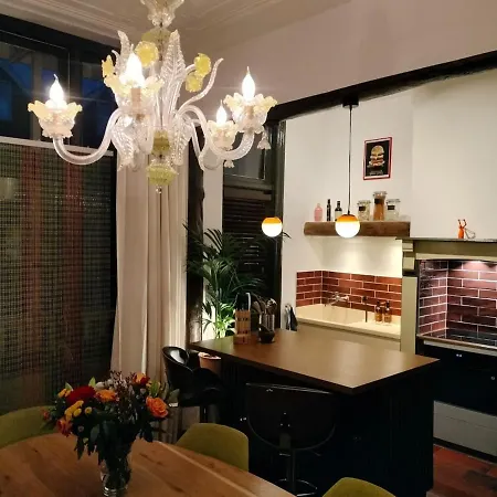 Casa Peper Rosso * Rotterdam