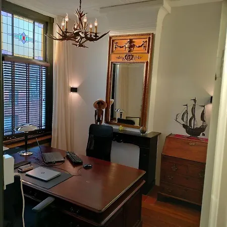 Casa Peper Rosso Apartment Rotterdam
